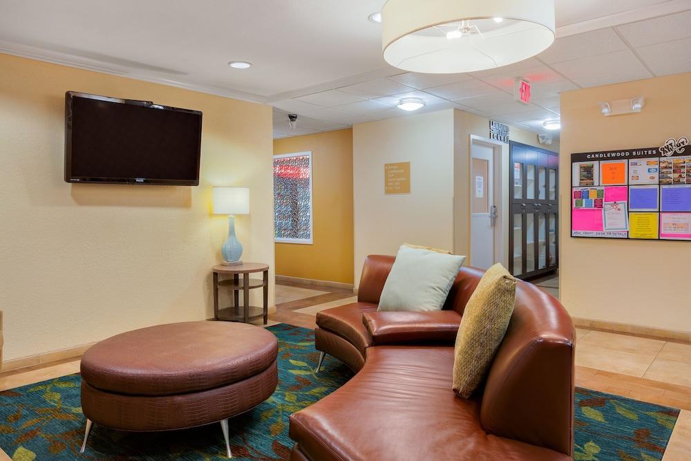 Candlewood Suites Medford By Ihg Eksteriør bilde