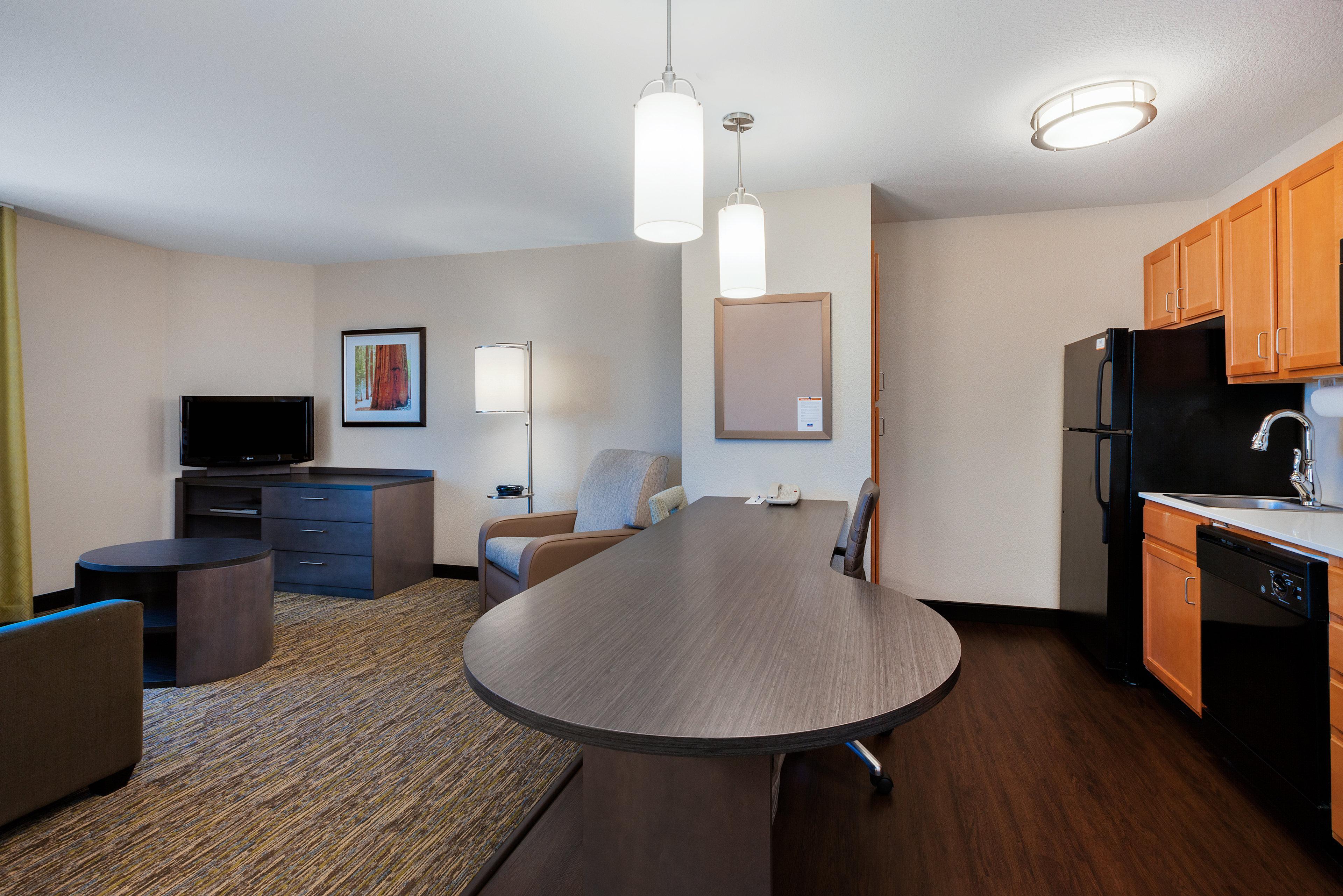Candlewood Suites Medford By Ihg Eksteriør bilde