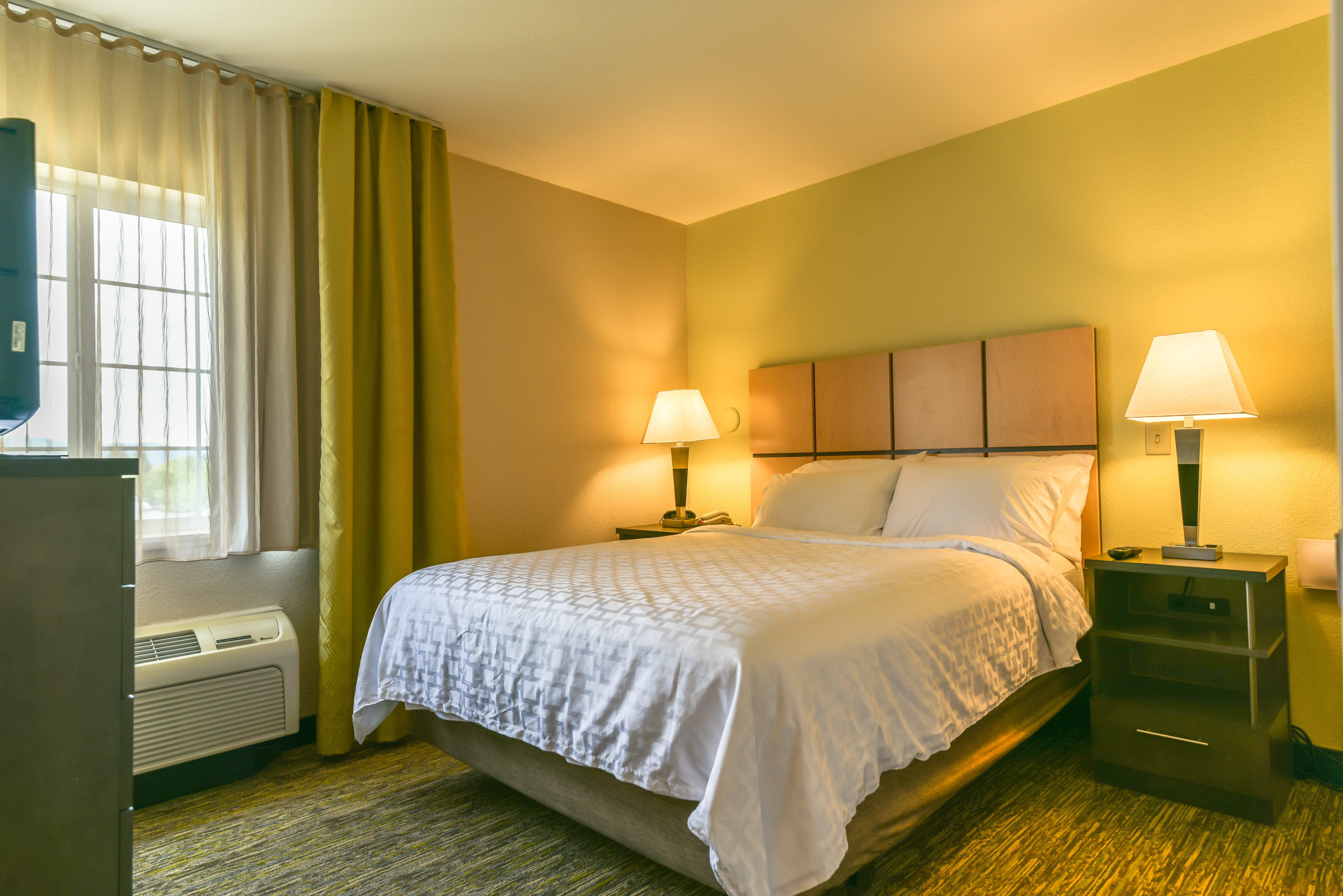 Candlewood Suites Medford By Ihg Eksteriør bilde