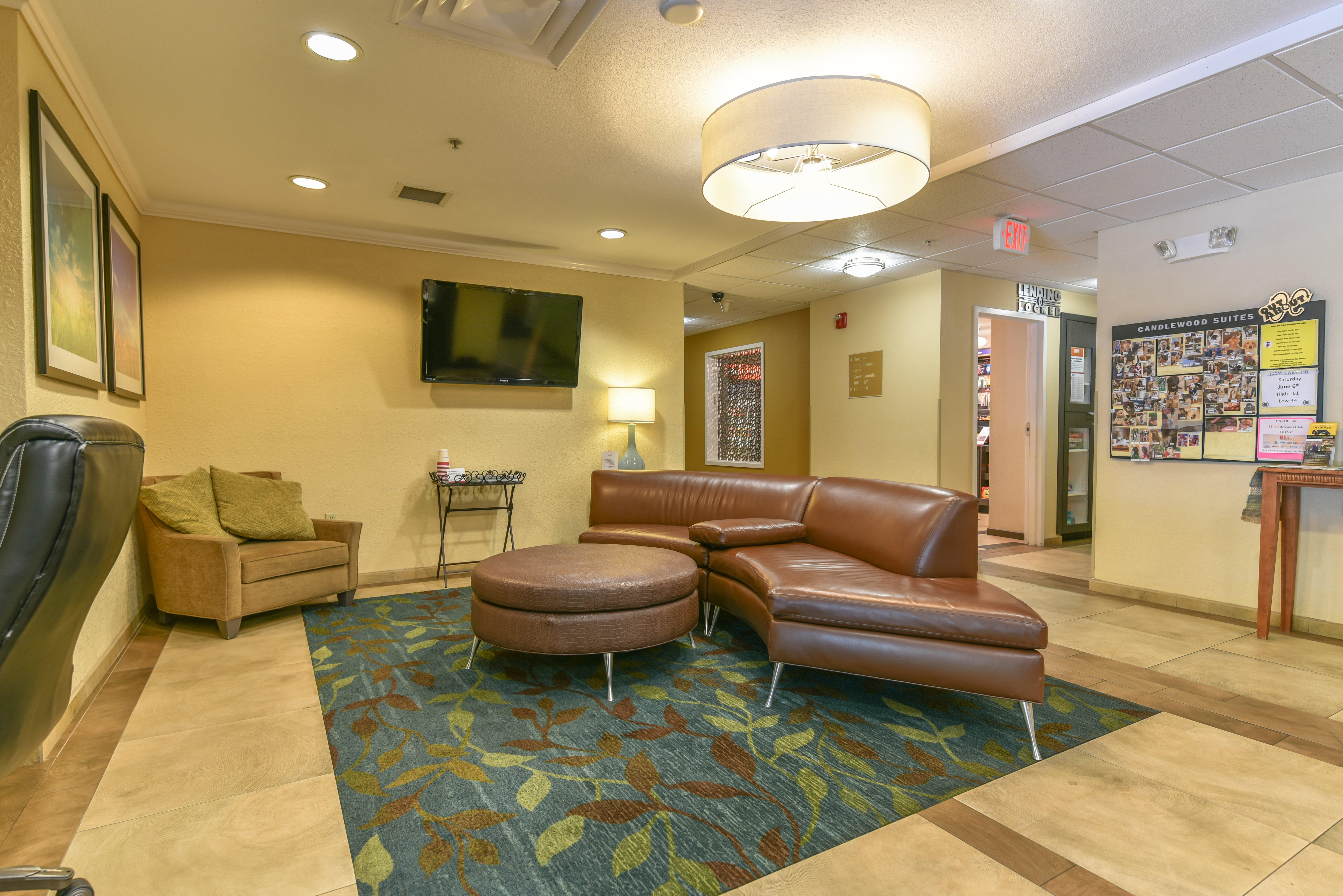 Candlewood Suites Medford By Ihg Eksteriør bilde