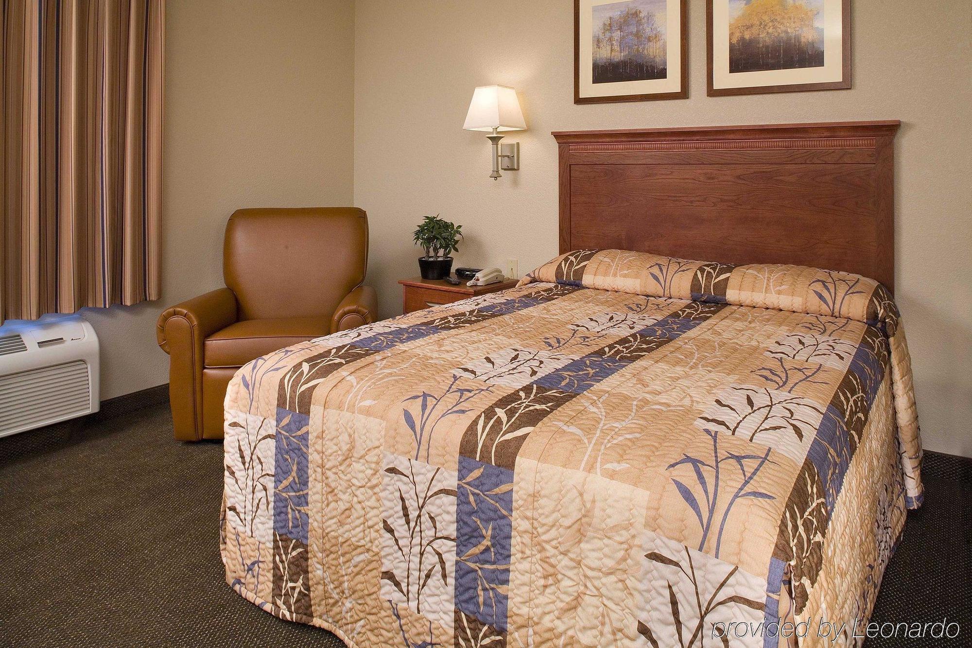 Candlewood Suites Medford By Ihg Eksteriør bilde