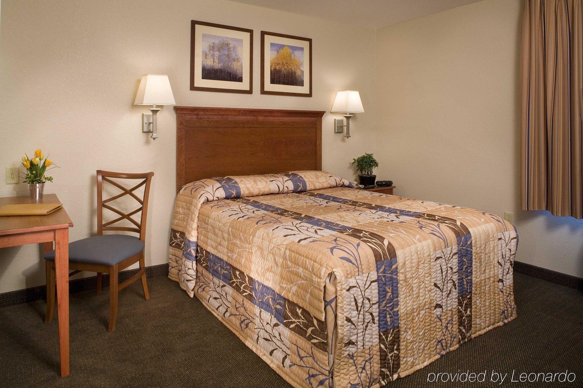 Candlewood Suites Medford By Ihg Eksteriør bilde