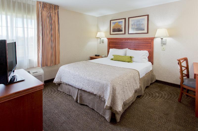 Candlewood Suites Medford By Ihg Eksteriør bilde